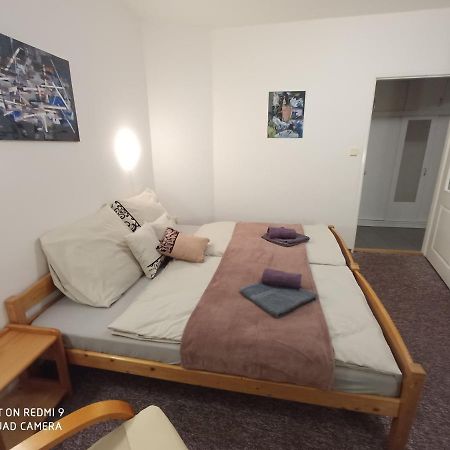 הַרָכוֹב Apartman Violeta מראה חיצוני תמונה